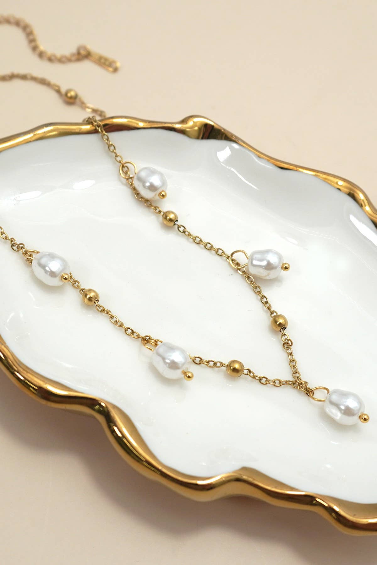 STAINLESS STEEL TARNISH FREE PEARL NECKLACE