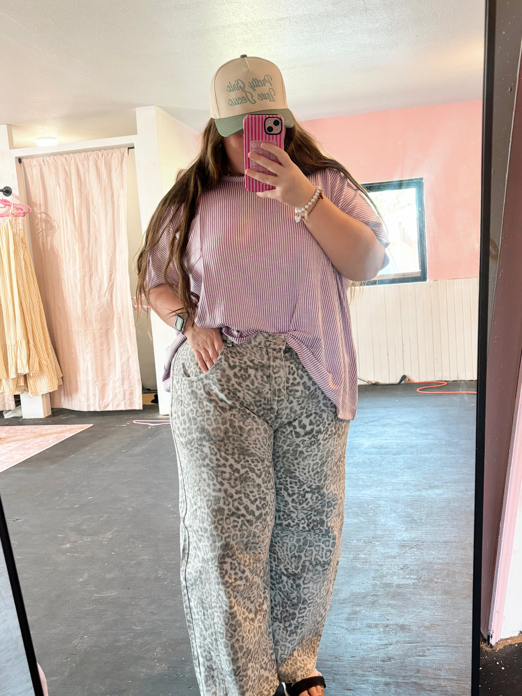 LEOPARD PRINT WIDE LEG JEANS