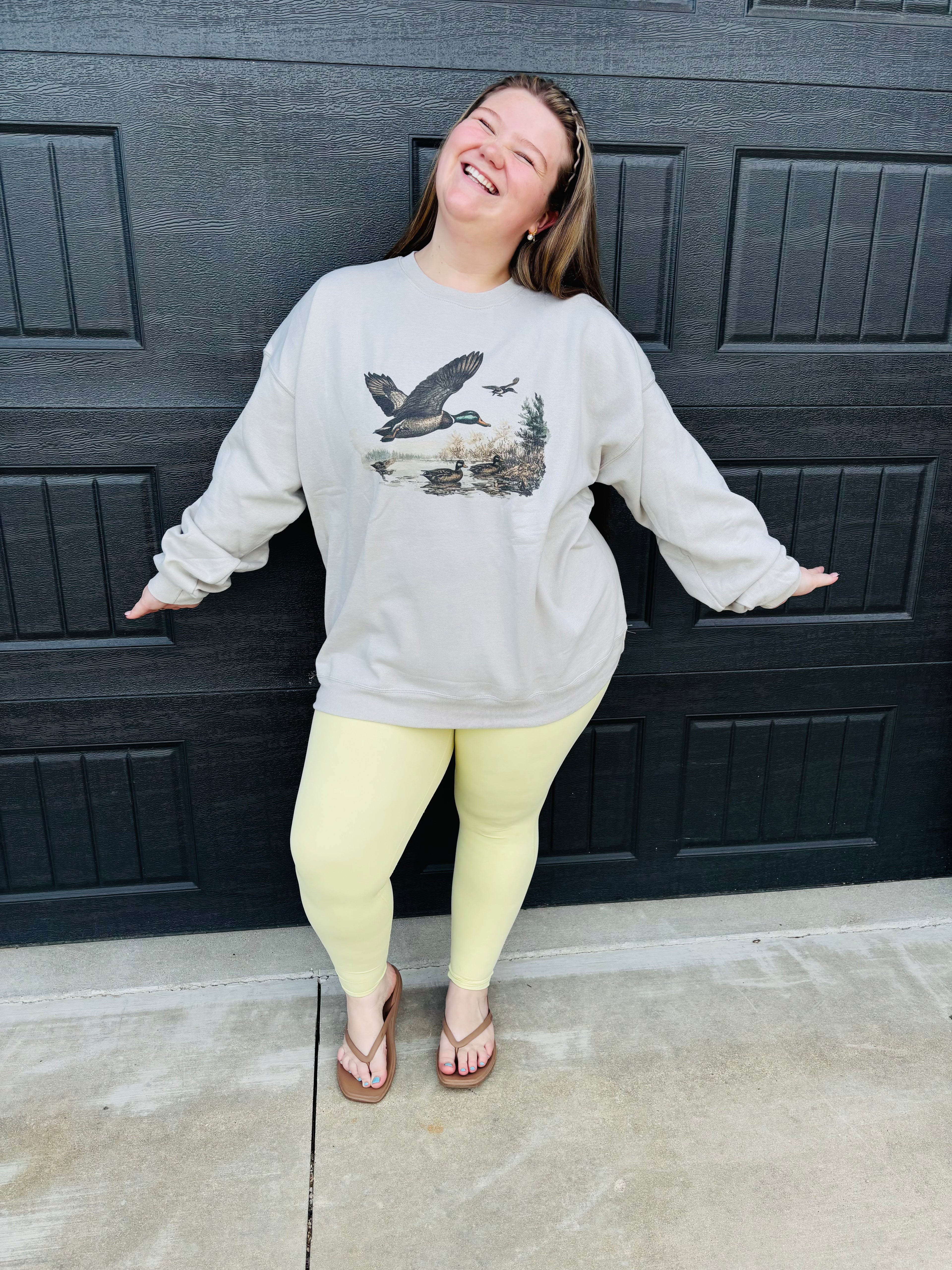 Flying Ducks Cream Sweatshirt