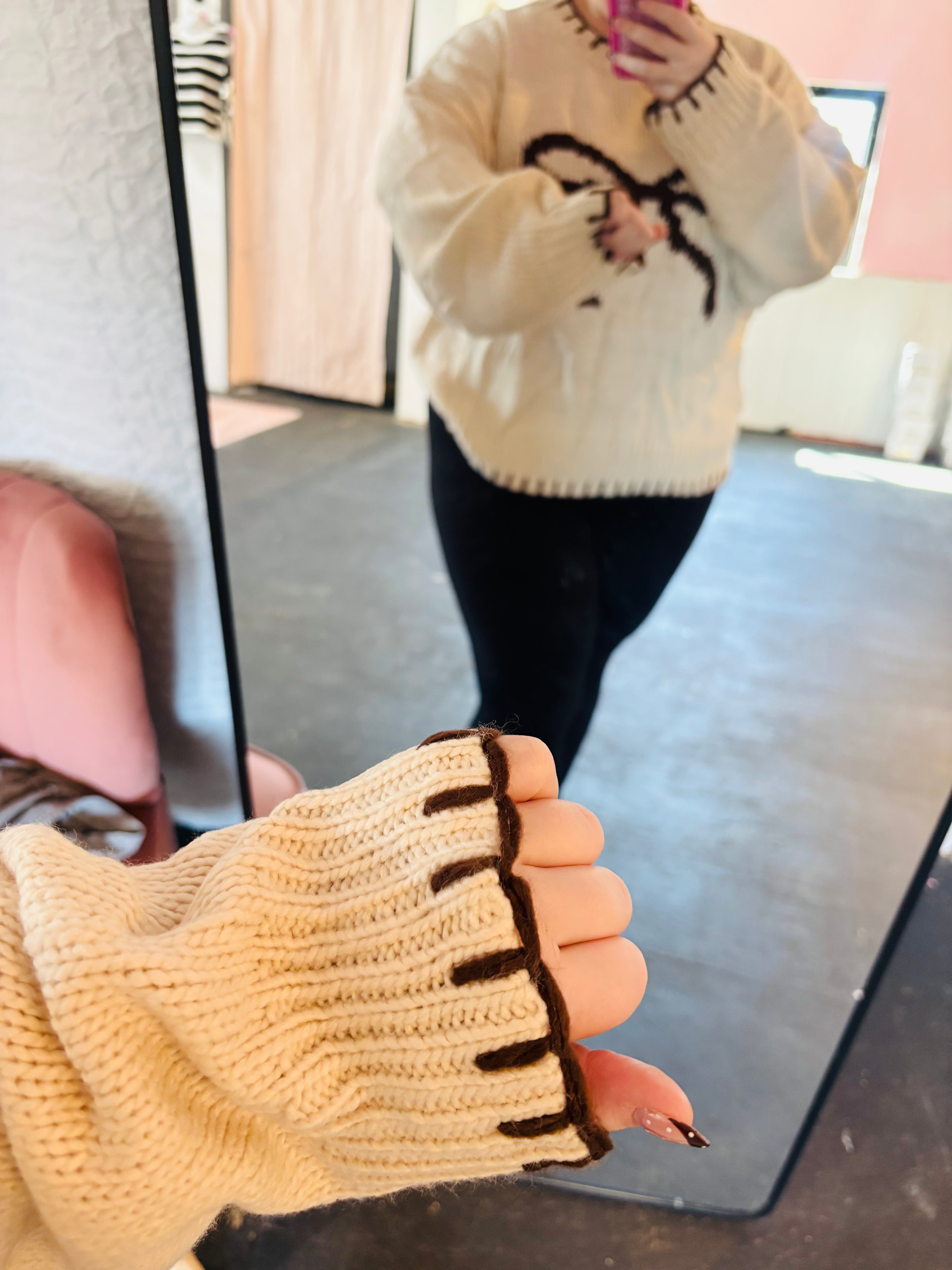 PLUS BIG BOW SWEATER