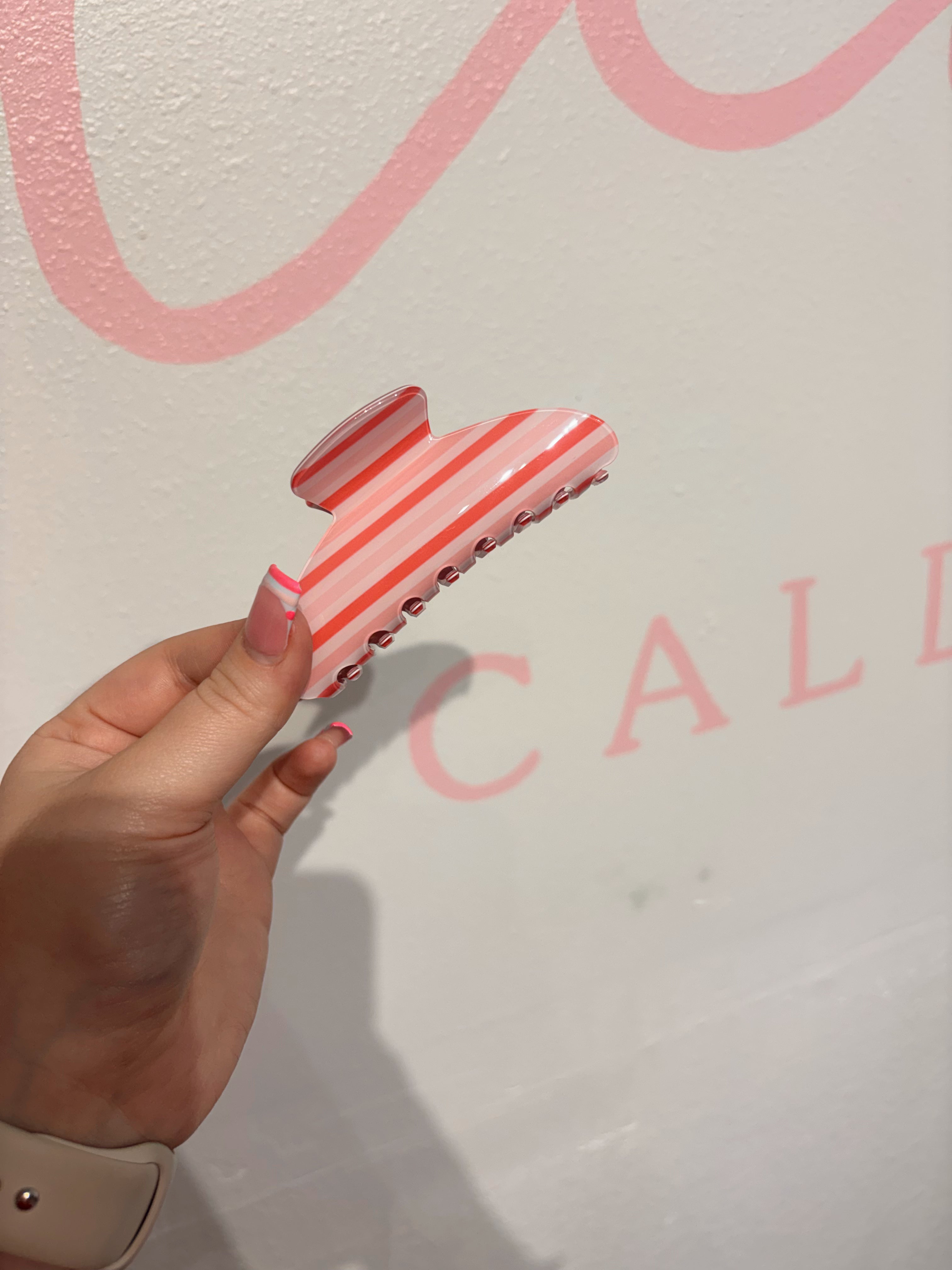 STRIPE OVAL HAIR CLAW CLIPS