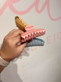 STRIPE OVAL HAIR CLAW CLIPS